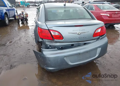2009 Chrysler Sebring Touring z USA, uszkodzony, nr VIN 1C3LC56B59N551572